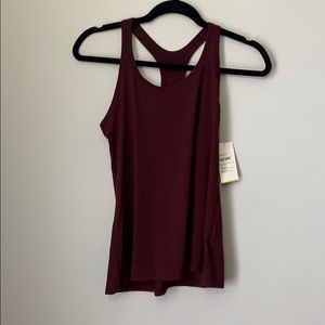 Old Navy Active tank. NWT. XS